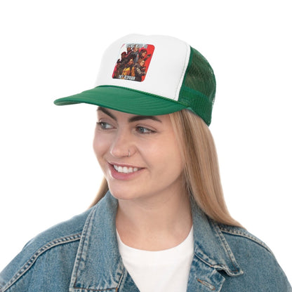 Goated Goods - Apex Legends - Legends Never Die - Trucker Hat - Green - One size